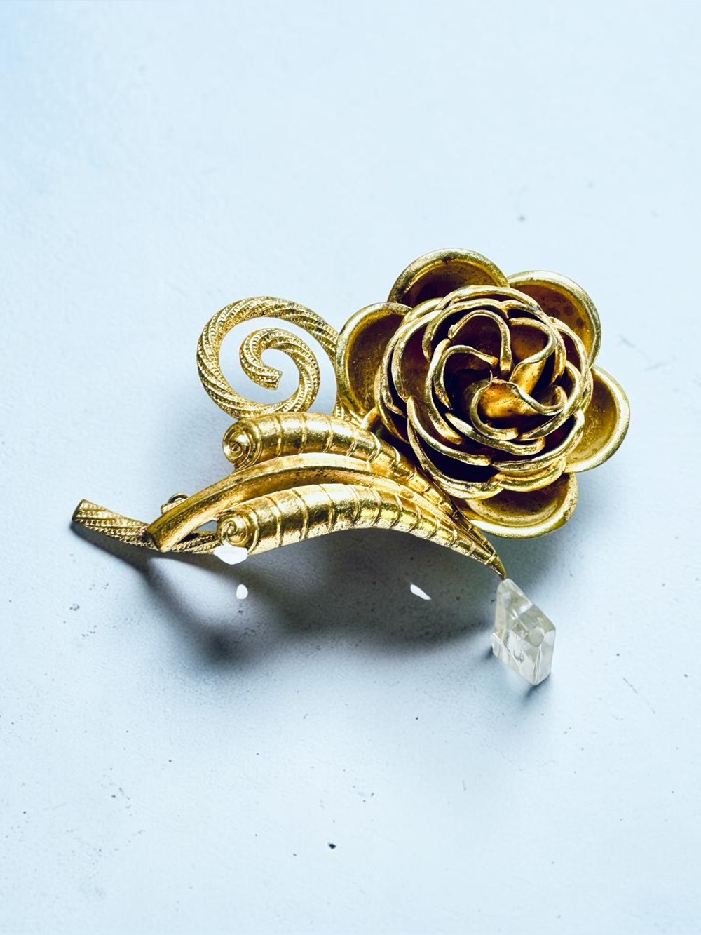 Large Vintage Gold Floral Rose Brooch - Elegant